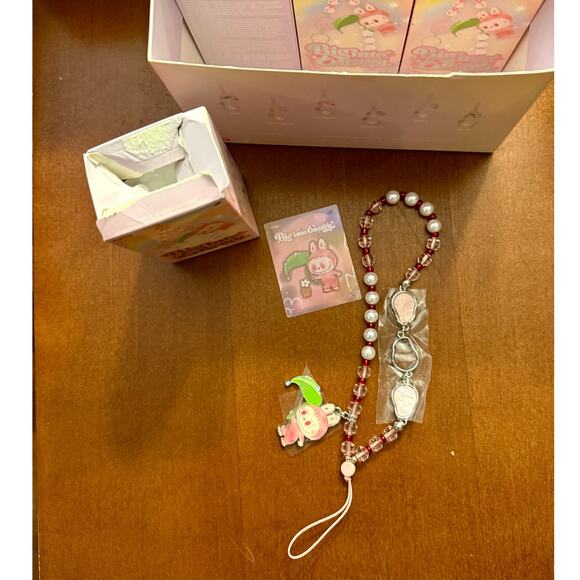 Pop Mart Labubu The Monsters Big into Energy Series Phone Charm Single Blind Box - Picture 4 of 9